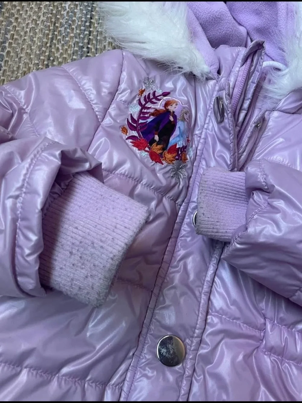 Disney lightweight puffer